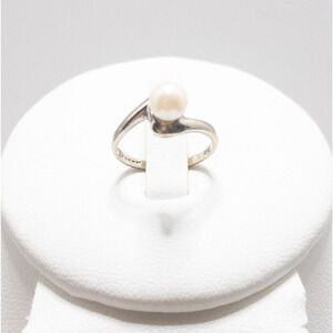 Silver Tone Faux Pearl (?) Ring Pinky Child Size 3 Signed Unknown Markers